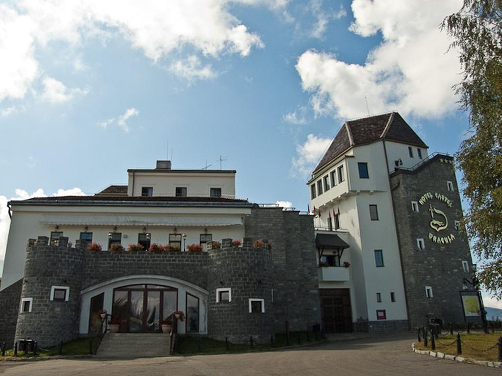 Hotel Castel Dracula Piatra Fantanele Exteriér fotografie