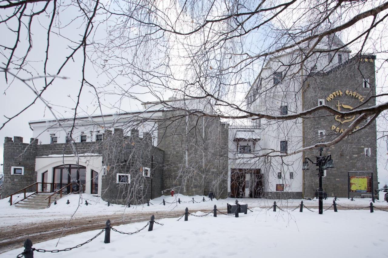 Hotel Castel Dracula Piatra Fantanele Exteriér fotografie